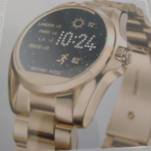 Michael Kors access gold Bradshaw Smart watch New - Picture 3 of 8